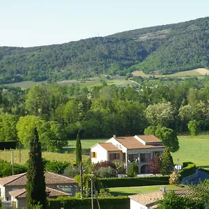 https://au-mas-des-graviers.hotels-rhonealpes.com